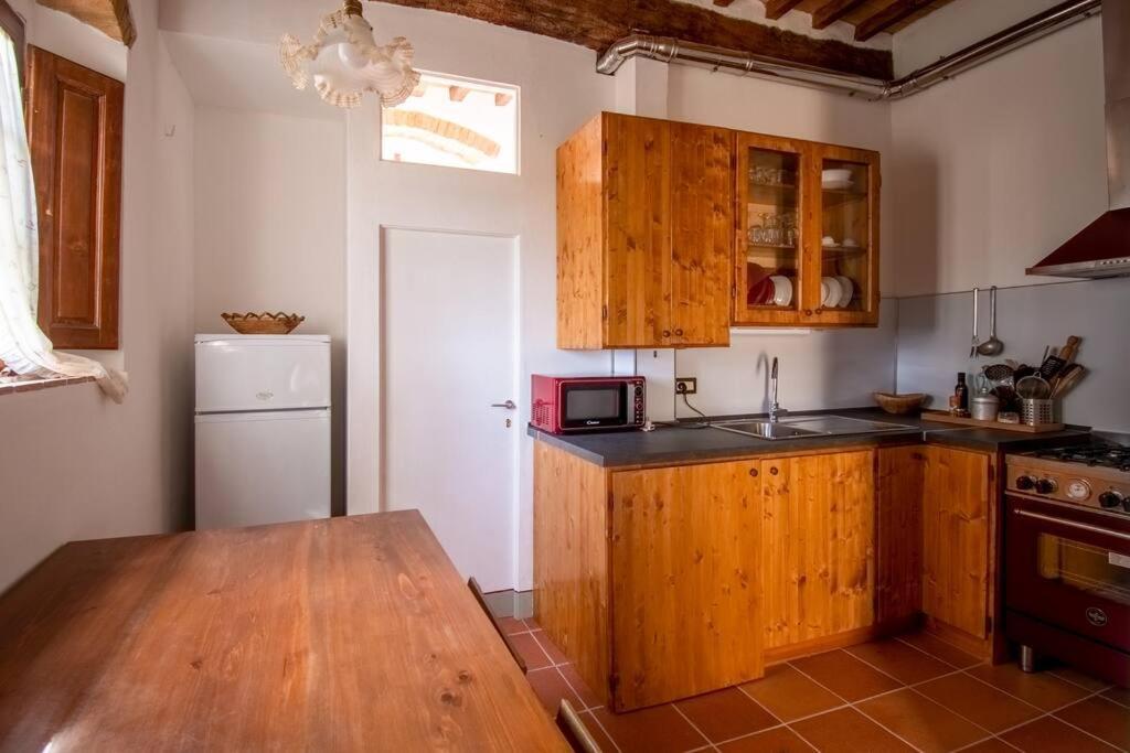 Casetta Rustica Nel Chianti San Donnino  ภายนอก รูปภาพ